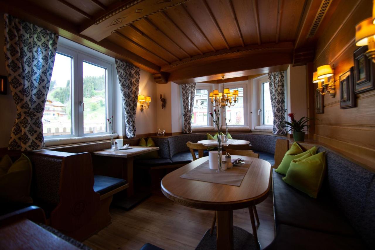 Essl In Filzmoos Hotel Exterior photo